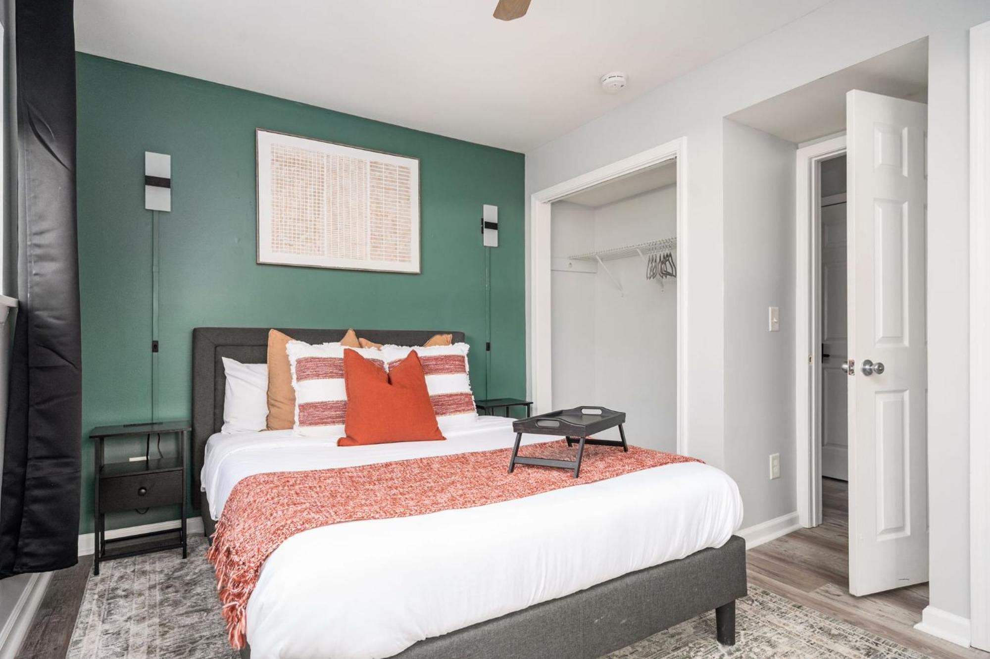 Quiet & Quaint Apartment, 5 Mins To Airport And 15 Mins To Downtown Atlanta Eksteriør bilde