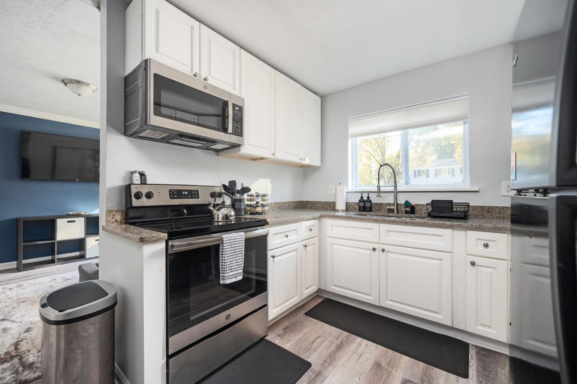 Quiet & Quaint Apartment, 5 Mins To Airport And 15 Mins To Downtown Atlanta Eksteriør bilde
