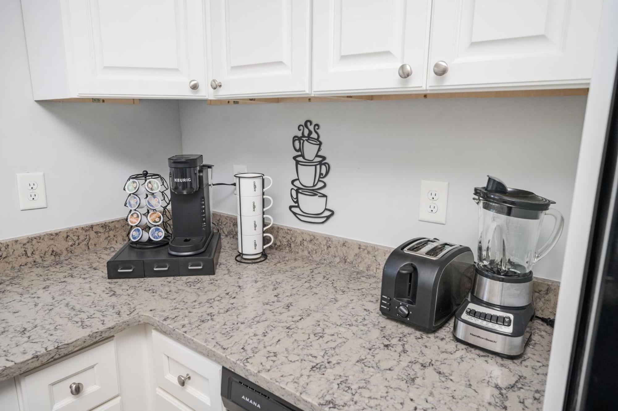Quiet & Quaint Apartment, 5 Mins To Airport And 15 Mins To Downtown Atlanta Eksteriør bilde